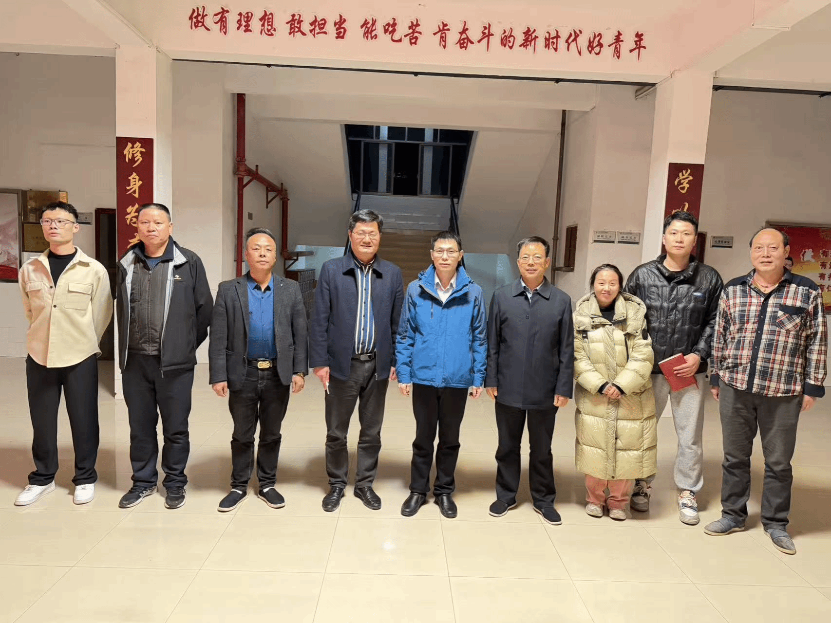 谭峰亮副校长带队开展校园安全检查督查